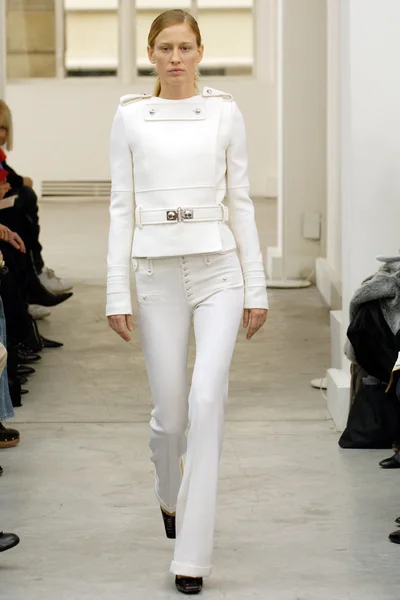 Look 7